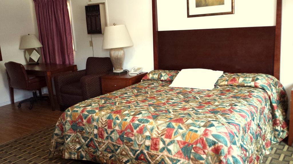 Executive Inn & Suites Lakeview Værelse billede