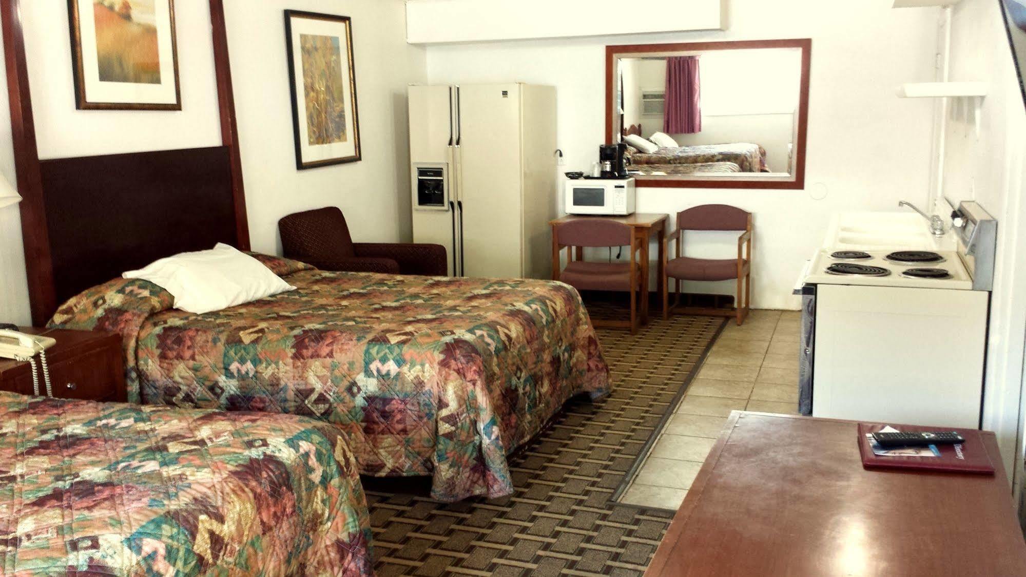Executive Inn & Suites Lakeview Eksteriør billede